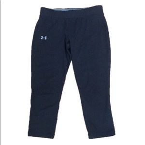 Under Armour Soft Black Cropped Fitted Leggings